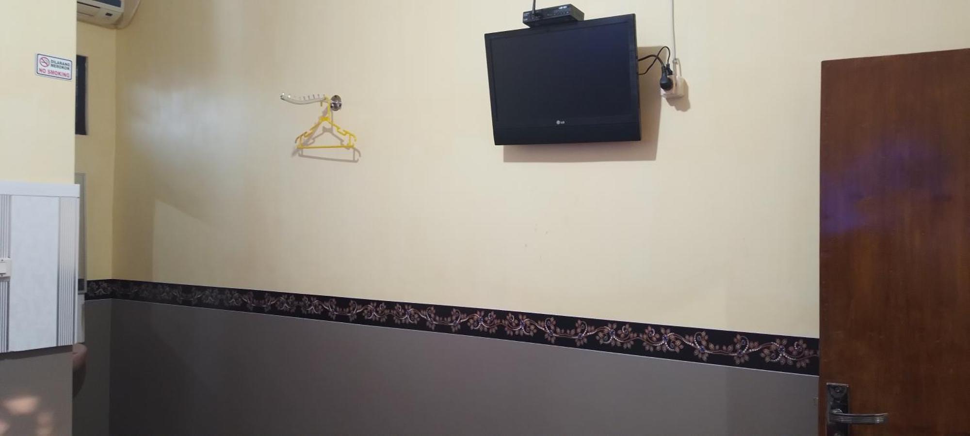 New Kami Homestay Баньюванги Экстерьер фото