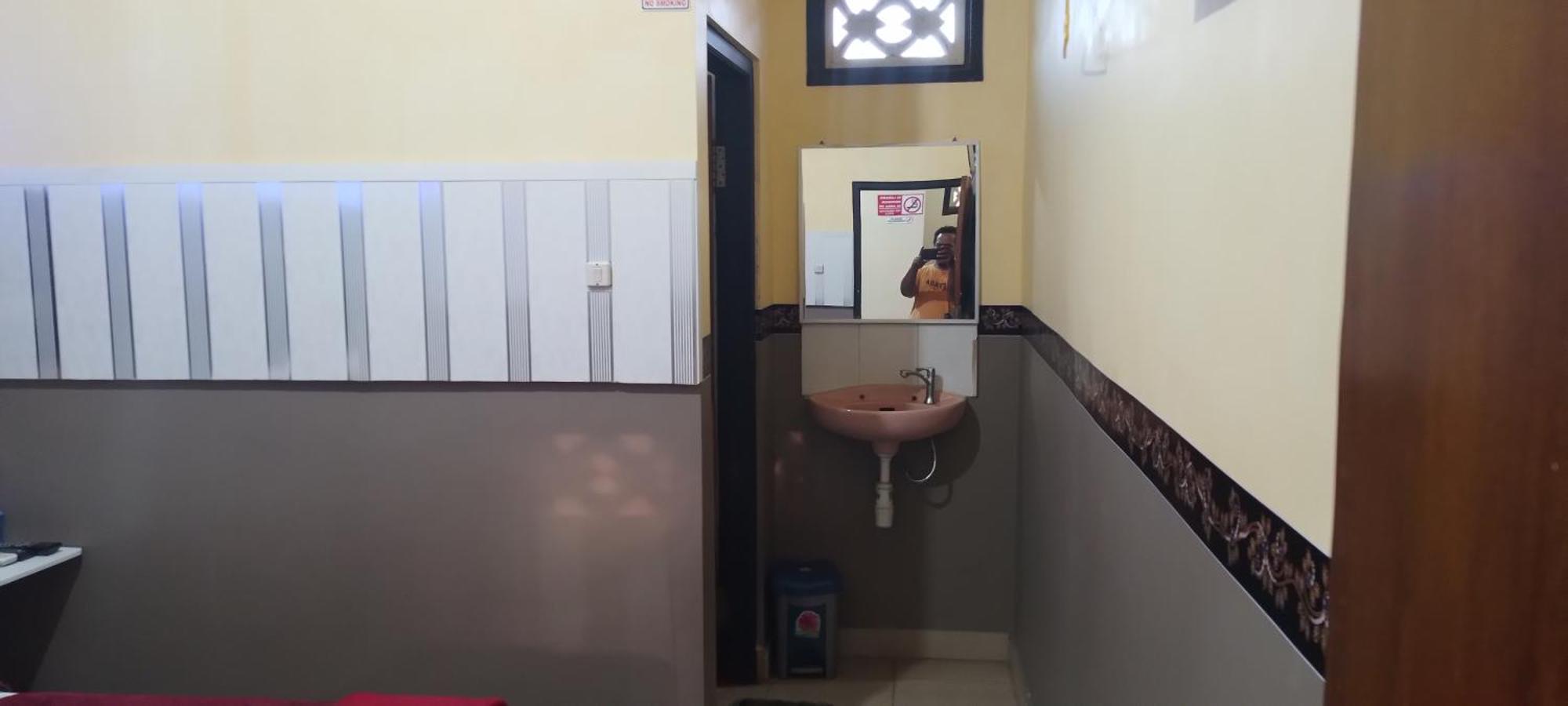New Kami Homestay Баньюванги Экстерьер фото